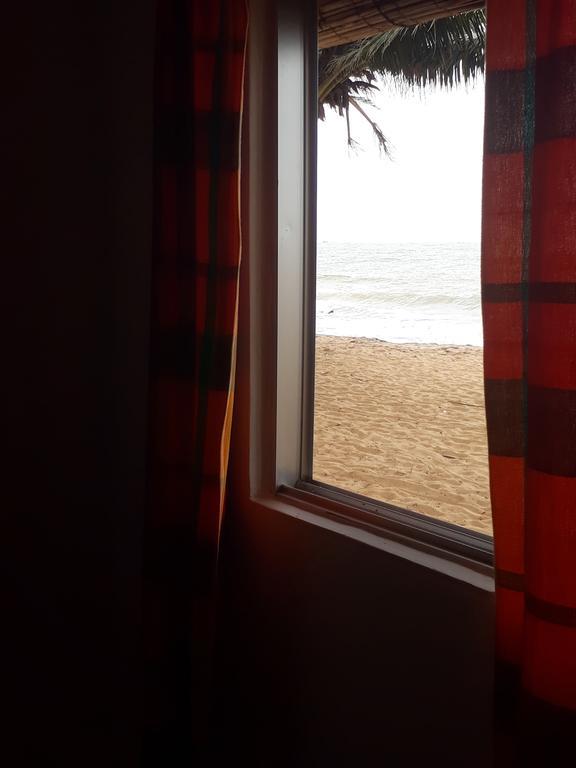 Anicia Beach House Negombo Extérieur photo
