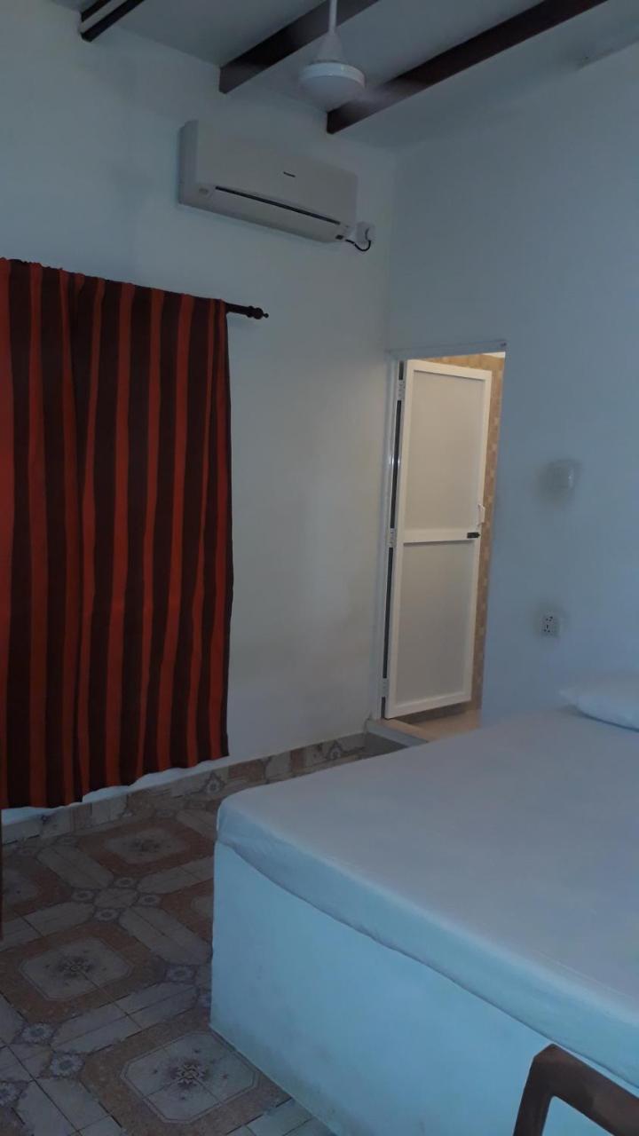 Anicia Beach House Negombo Extérieur photo