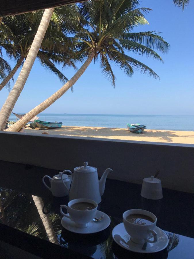 Anicia Beach House Negombo Extérieur photo